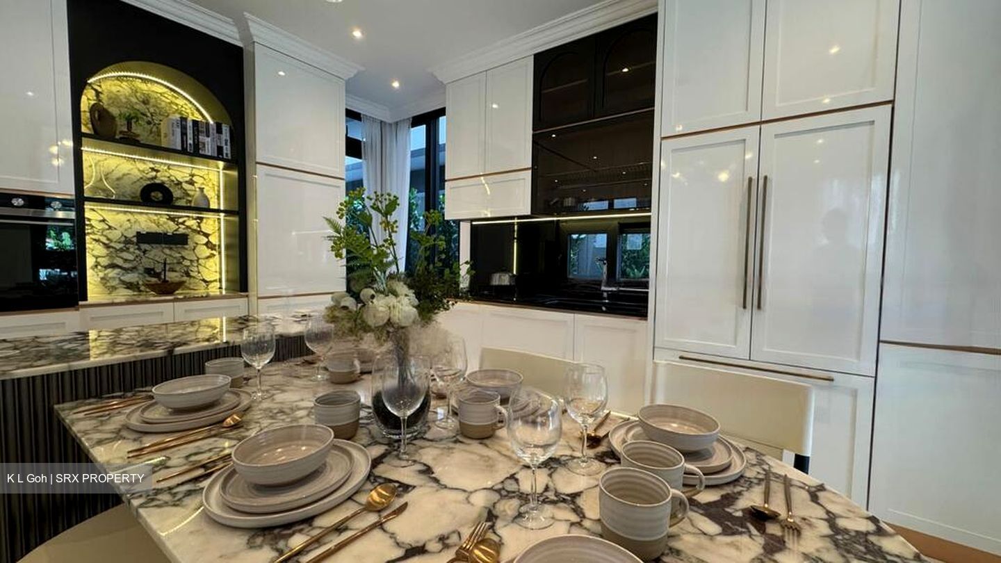 Jalan Loyang Besar (D17), Terrace #466042851